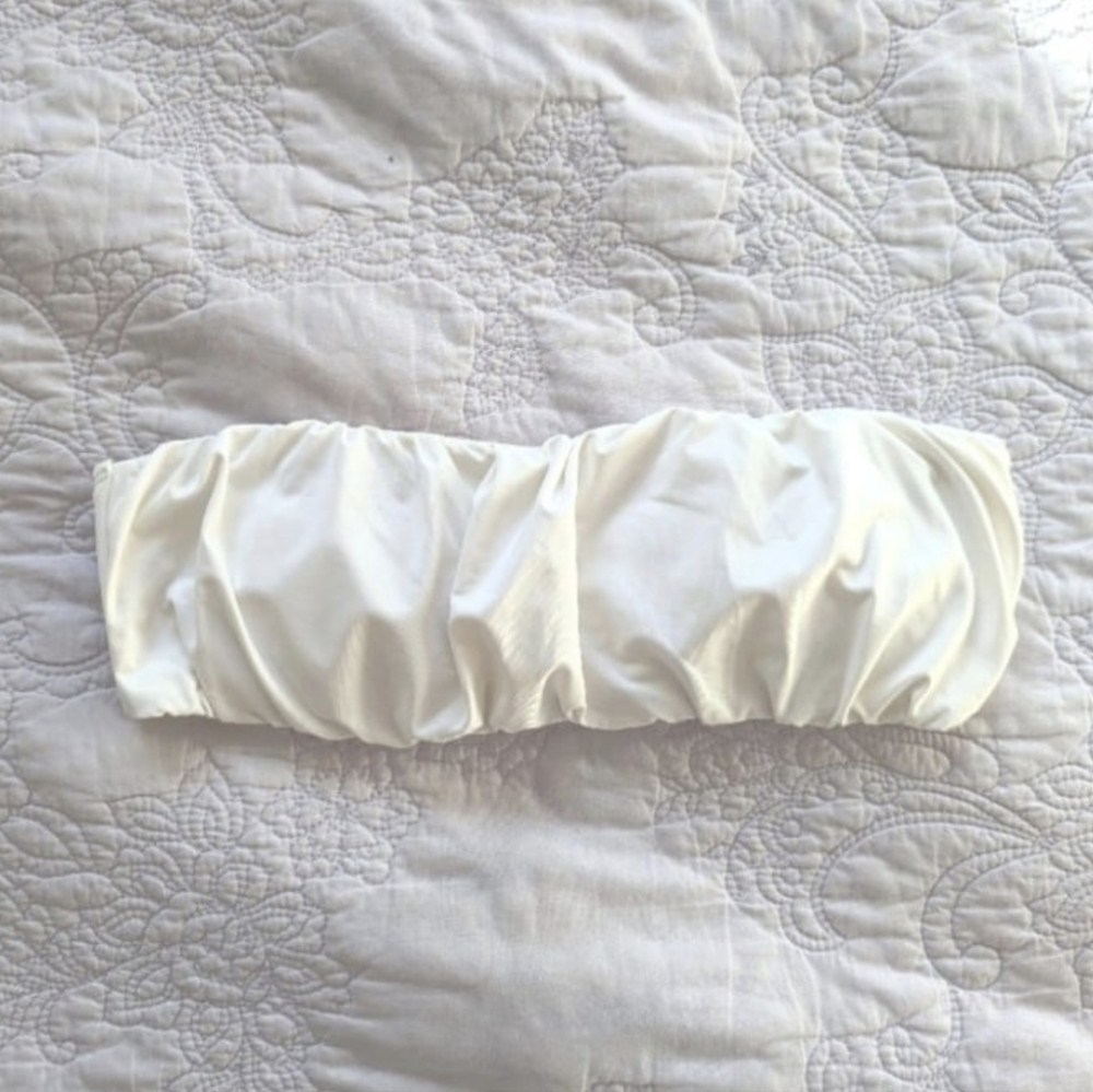 White Ruched Bikini Top garage Size small